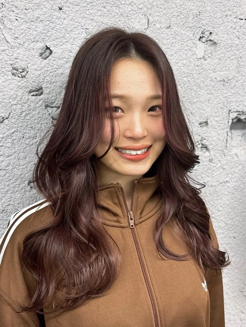 ロング 顔周りカット レイヤーカット カット ヘアカラー 清水 遥香のヘアスタイル