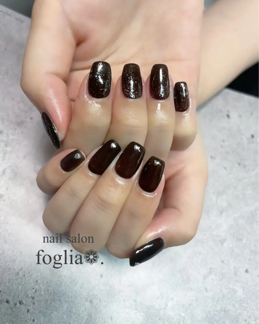 ネイル ハート ラメ(グリッター) ワンカラーネイル シンプルネイル ハンドネイル foglia❁. ⌇imamuraのネイルデザイン