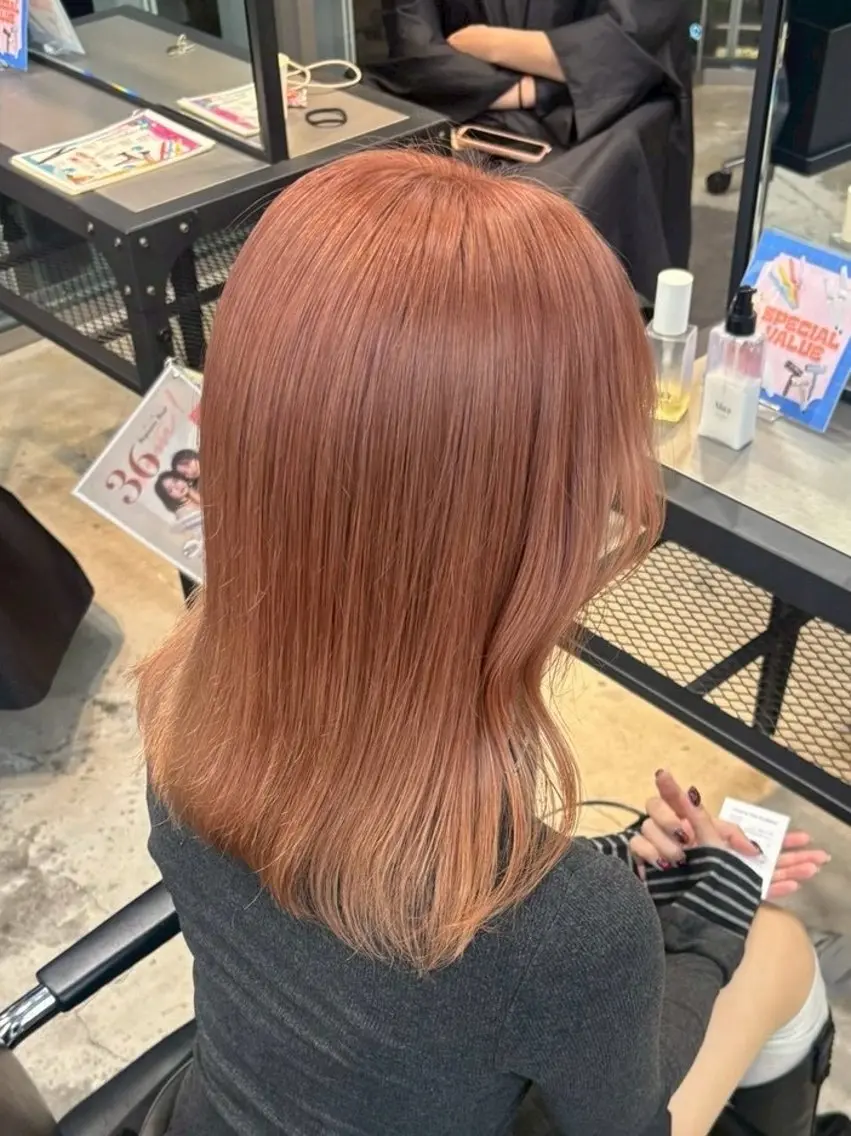 ロング 🇨🇳ハイトーン ワンホン🇰🇷ななのヘアスタイル