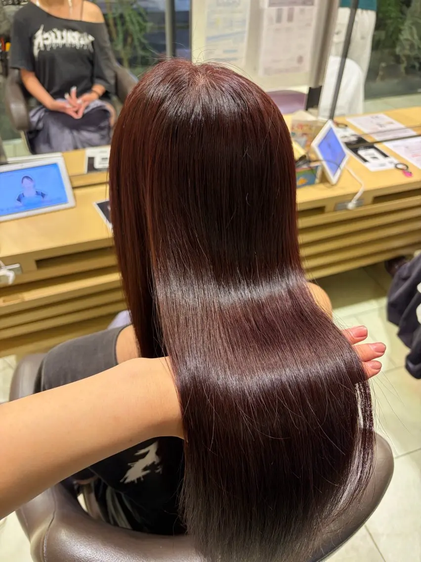 ロング 🖤KANON🖤 🫧透明感カラー🫧のヘアスタイル