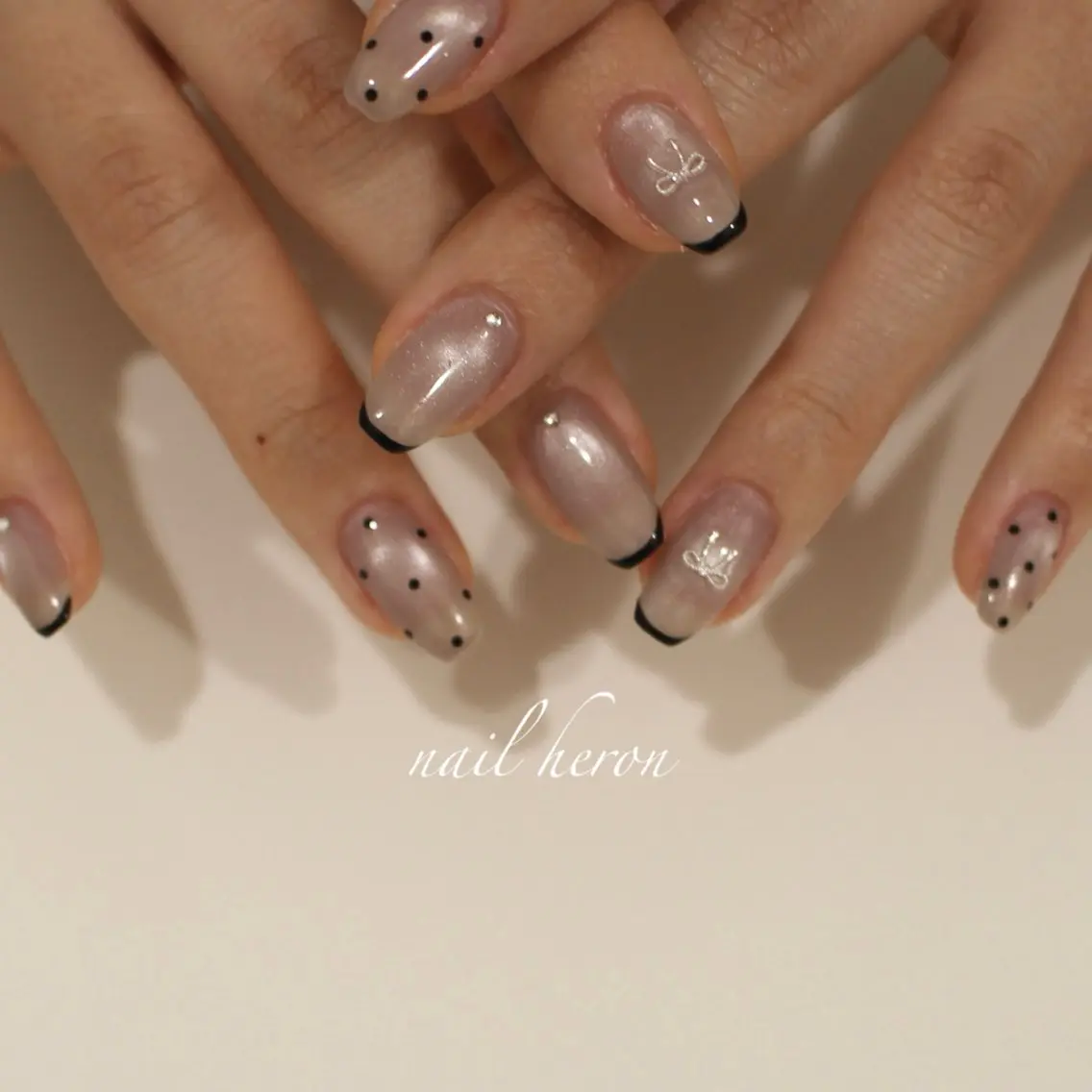 ネイル ドット ハンドネイル saki_ nail heronのネイルデザイン
