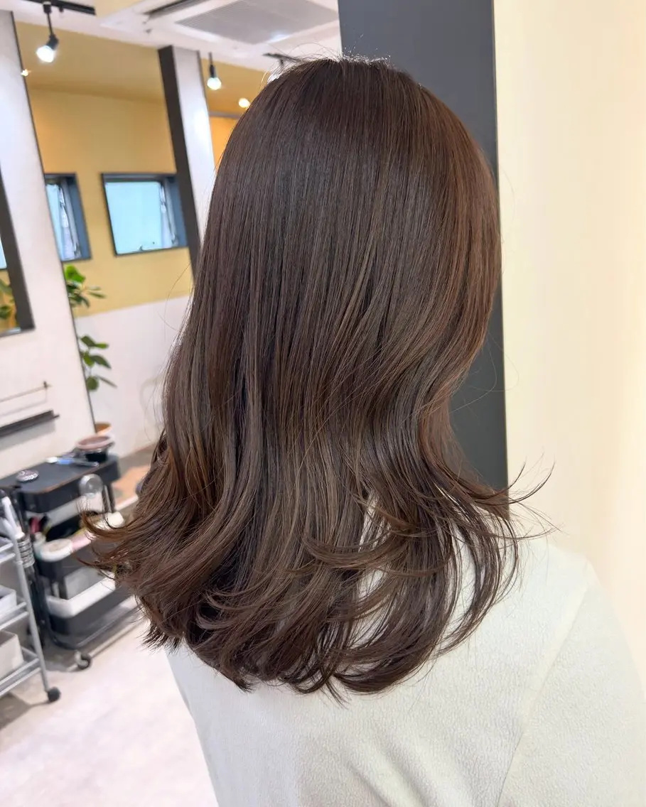 ロング カラー ブラウンカラー チョコレートブラウン hubhair レイヤー/透明感のヘアスタイル
