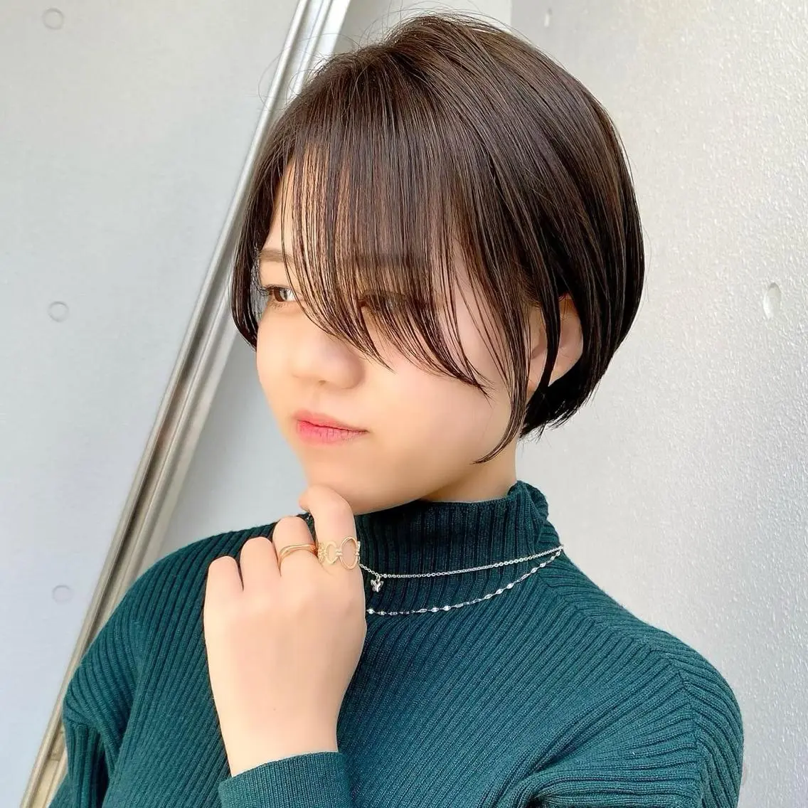 ショート カラー ベージュカラー ブリーチ ケアブリーチ ダブルカラー ハイライトカラー 中北篤志 ショートボブのヘアスタイル