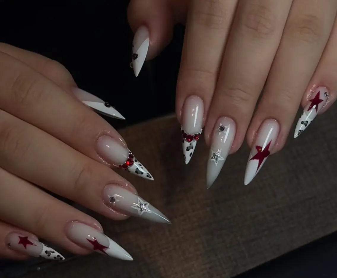 ネイル ハンドネイル 🎀 Ayaka_nailのネイルデザイン