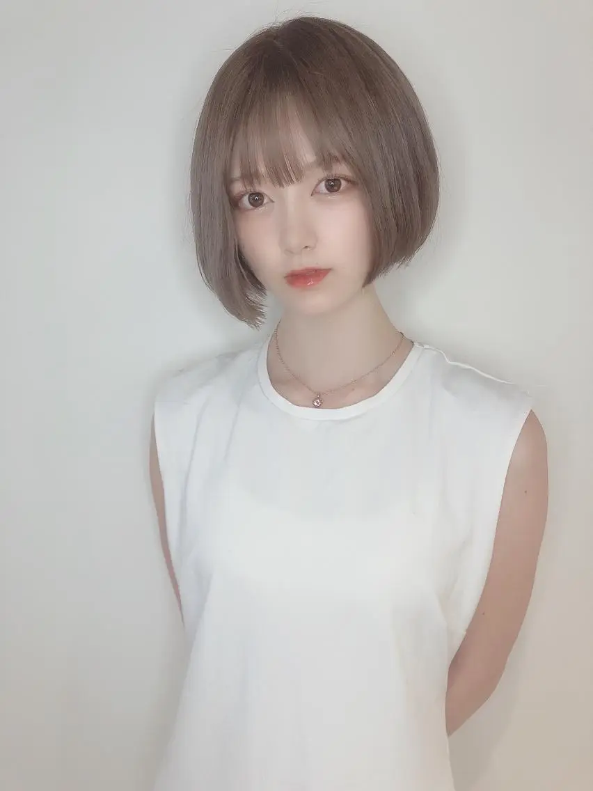 前髪カットの写真