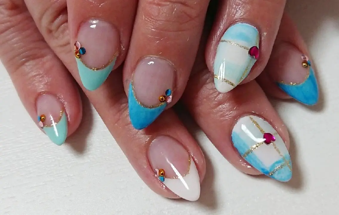 ネイル フレンチネイル Lilith Nailのネイルデザイン