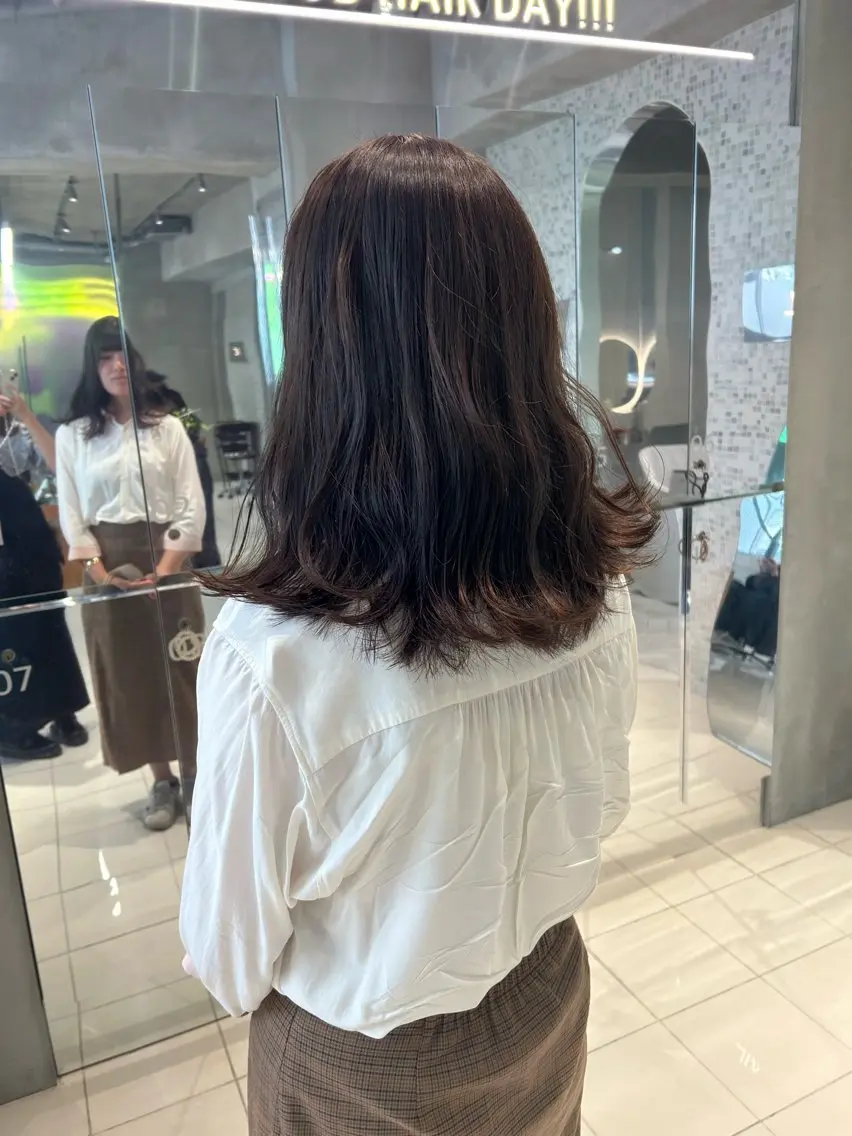 ミディアム カラー カット ヘアカラー トリートメント 透明感カラー🫧 nanohaのヘアスタイル