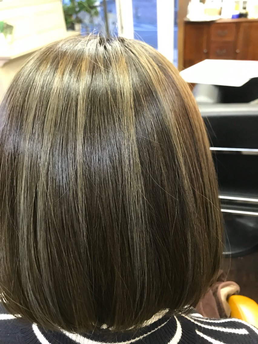 ミディアム カラー 桧山 真のヘアスタイル