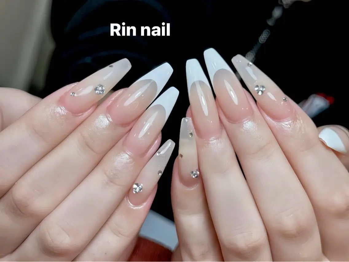 ネイル べっ甲ネイル チークネイル フラッシュネイル フラワーネイル フットネイル ハンドネイル Rin Nail Shinokuboのネイルデザイン