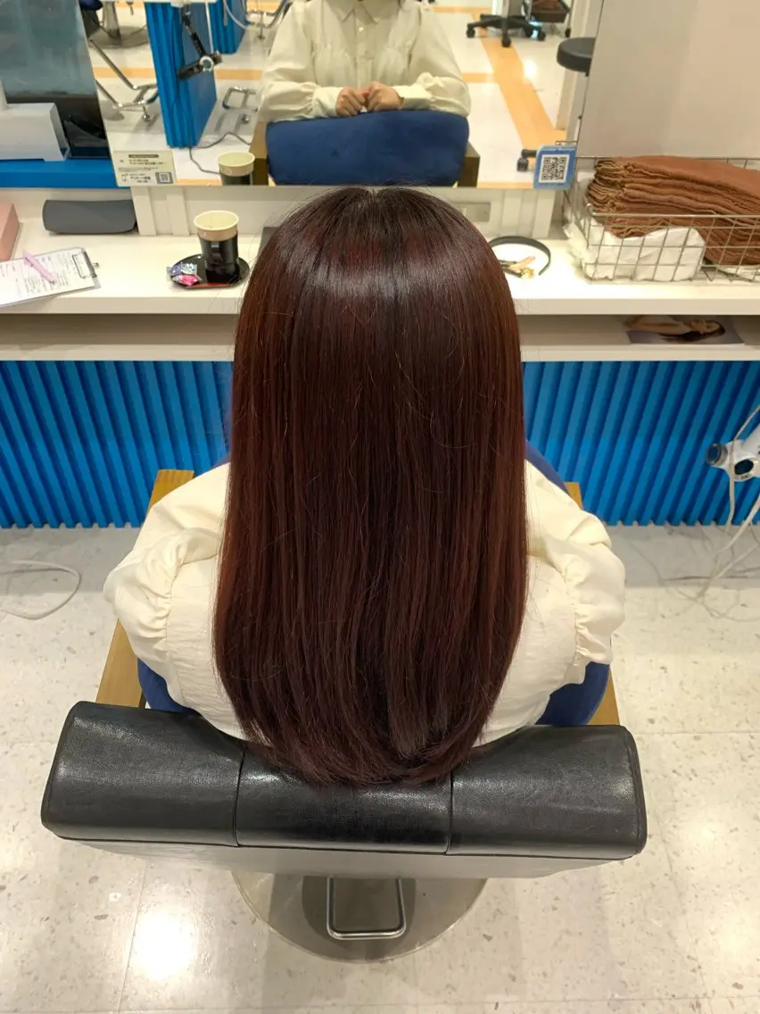 ロング パラッチ MIKAのヘアスタイル