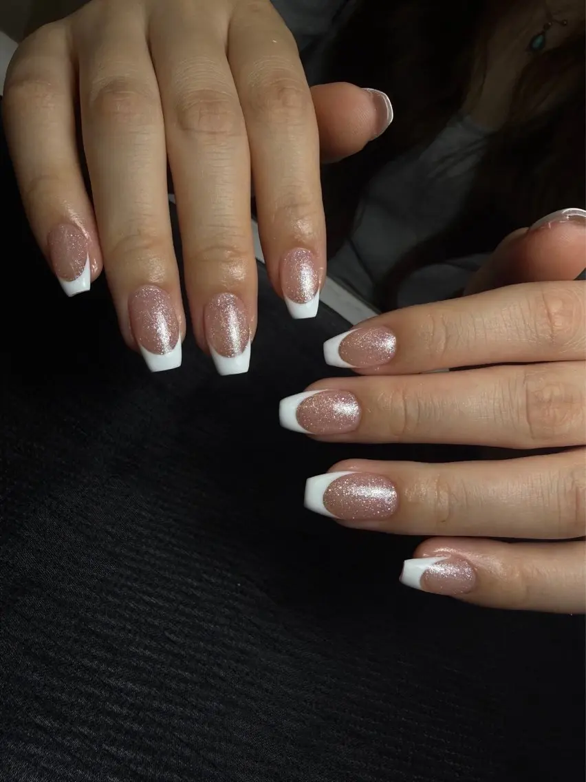 ネイル ハンドネイル IRO Nail Studioのネイルデザイン