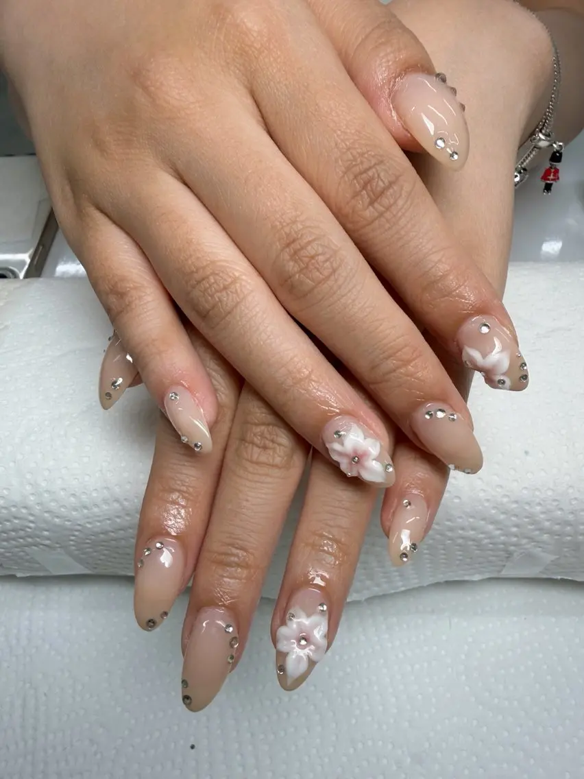 ネイル MOE🍒´- nailのネイルデザイン
