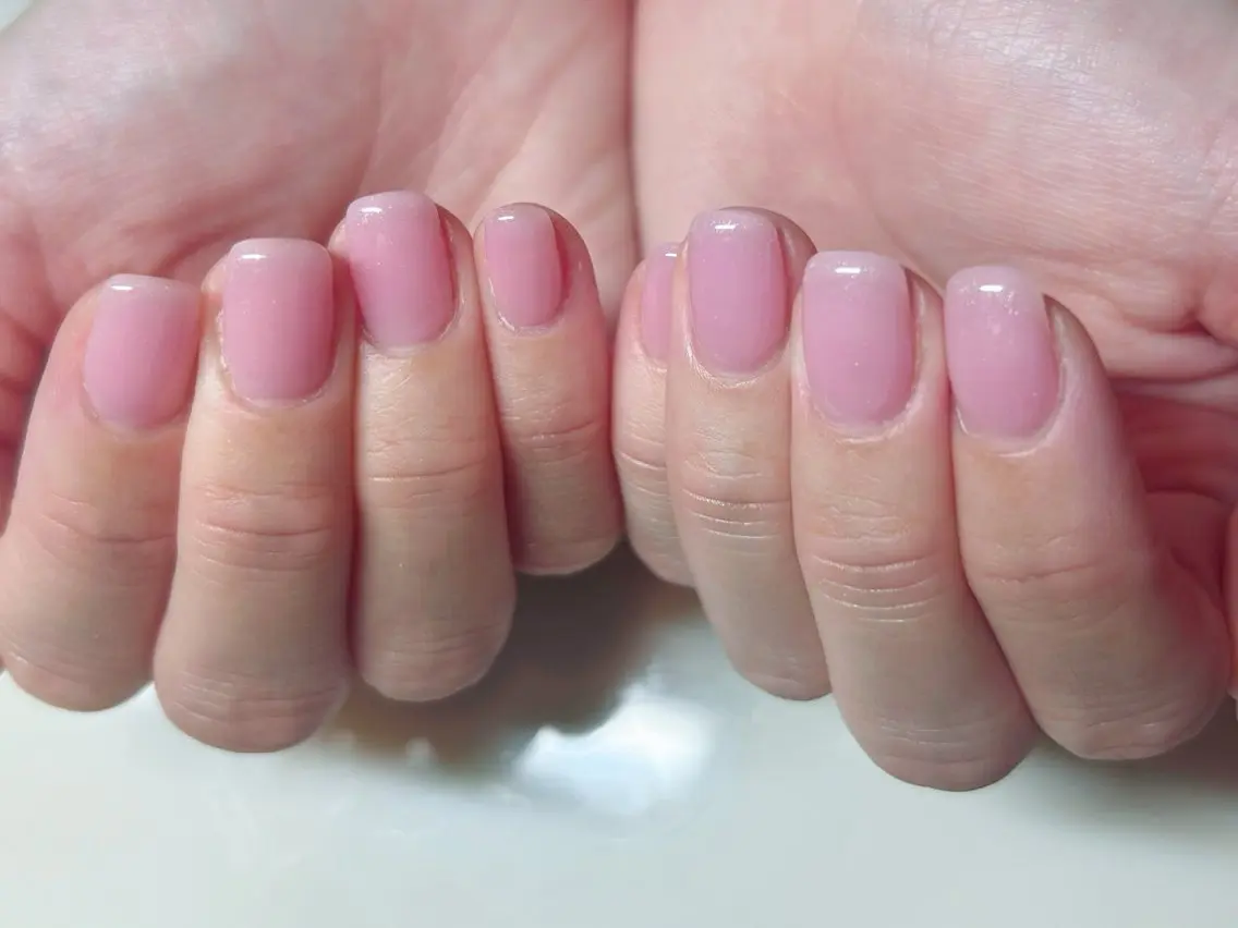 オフ無料🆓ベーシックなワンカラー💅長持ちケアで丁寧にお仕上げ。浮きやすい等お悩みの方にお勧めミニモ限定メニュー。の写真