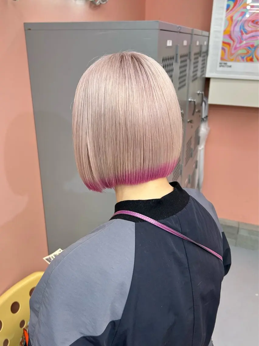 ミディアム カラー ピンクカラー ヘアカラー 💜Noa /艶髪ハイトーン💫のヘアスタイル