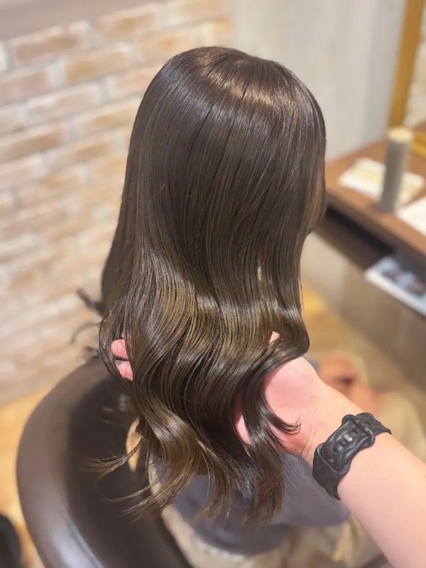 セミロング カラー ヘアカラー yui🥀/ボブ /ブリーチなしカラーのヘアスタイル