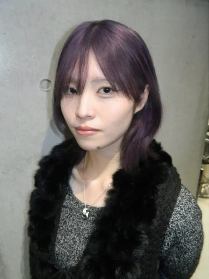 ミディアム パープルカラー レイヤーカット ヘアカラー トリートメント 透明感/レイヤー/ sakura🪽のヘアスタイル