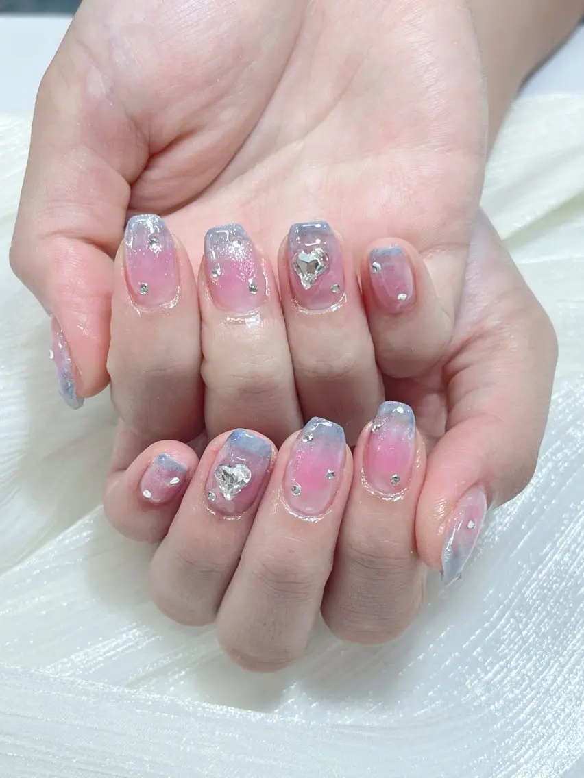 ネイル チークネイル マグネットネイル candy nail 韓国風ワンホンネイルのネイルデザイン