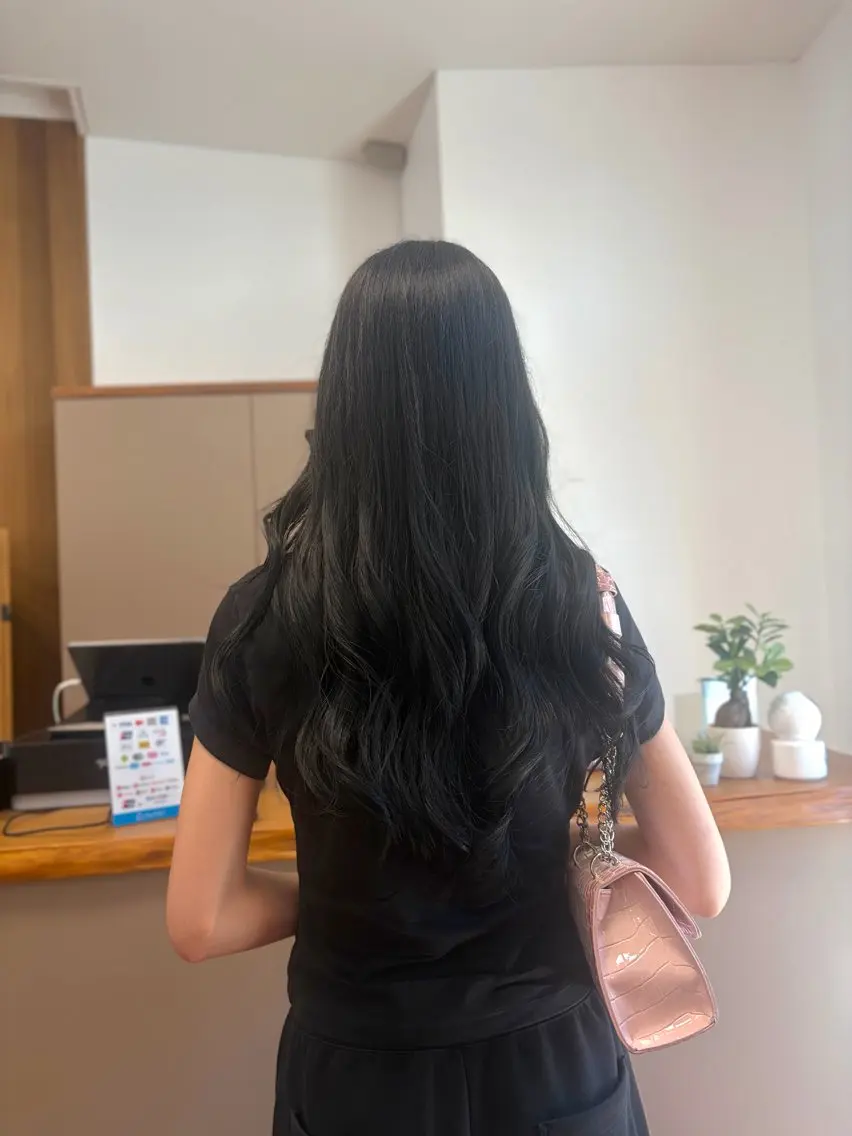 ロング 学生 ヘアカラー 上島 未緒のヘアスタイル