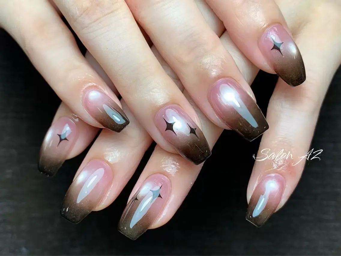 ネイル アートネイル フットネイル フレンチネイル マグネットネイル 持ち込み ハンドネイル salon AZ NANAのネイルデザイン