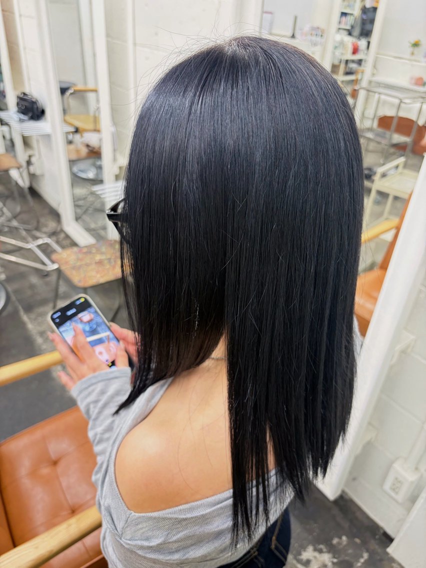 セミロング ヘアカラー タナカ ホノカのヘアスタイル