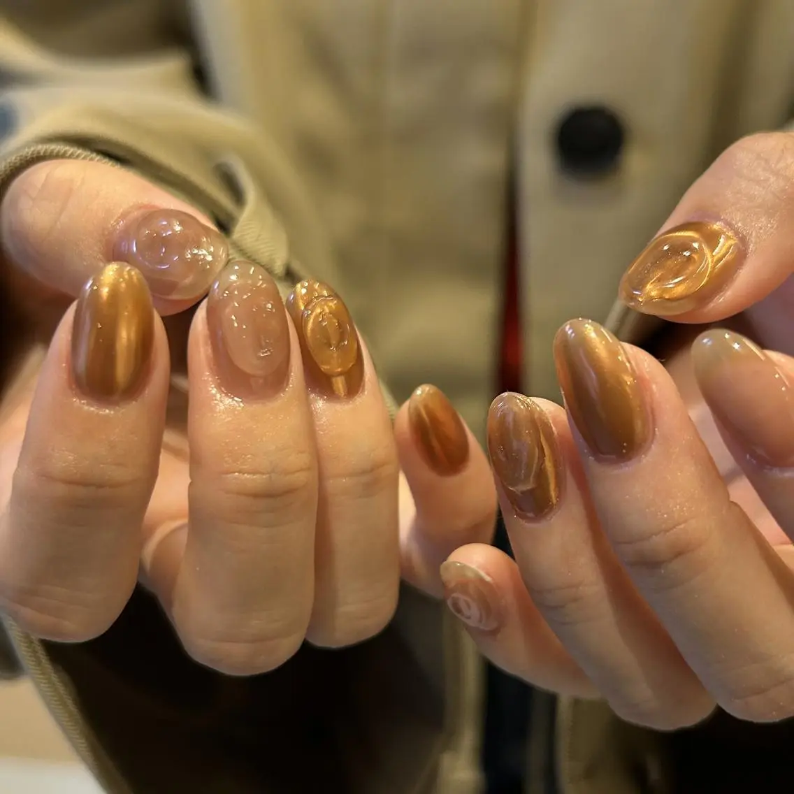 ネイル オーロラネイル ジェルネイル 氷ネイル・うるうるネイル 韓国ネイル ミラーネイル ハンドネイル nails TOKYOのネイルデザイン