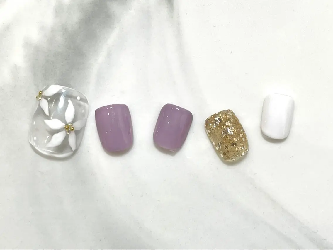 ネイル フットネイル ゴージャス Neige‪𓂃ai ＊梅津 / 松尾のネイルデザイン
