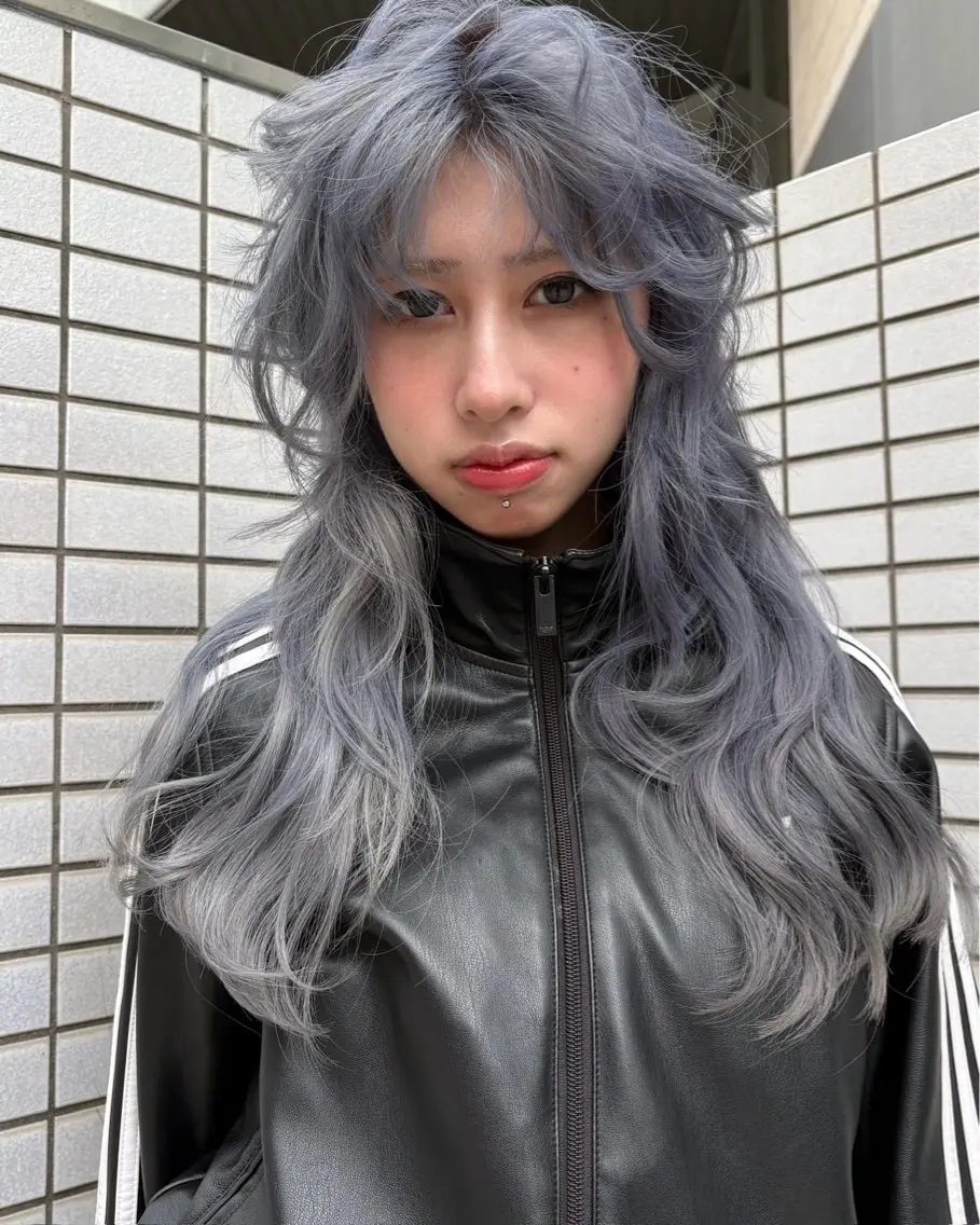 セミロング ヘアカラー 褒められる ハイトーン⭐️カノンのヘアスタイル