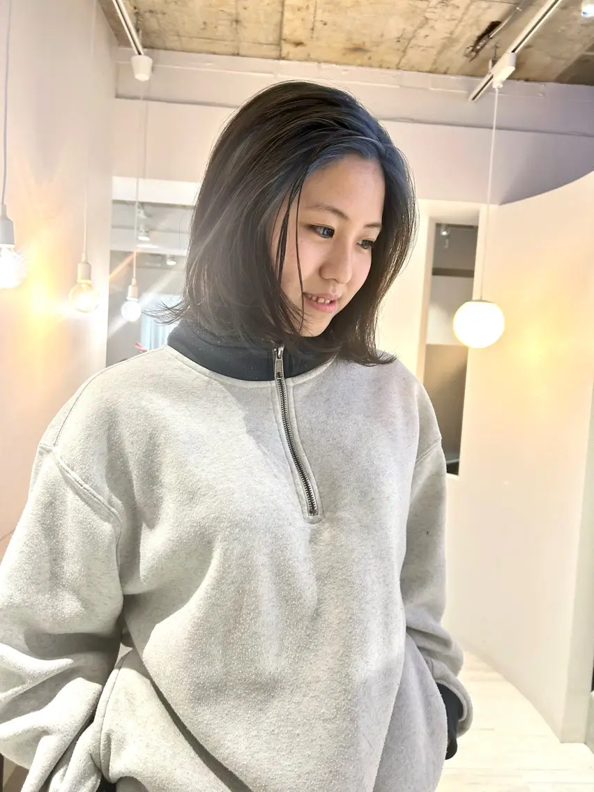 ミディアム ヘアカラー トリートメント KENSHIRO ICONのヘアスタイル