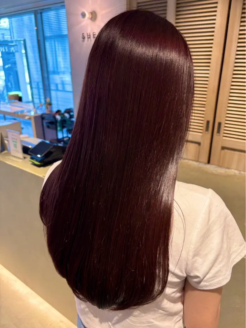 ロング ヘアカラー 本荘 波音のヘアスタイル