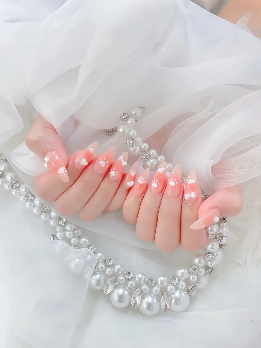 ネイル オーロラネイル チークネイル 桜ネイル クリアネイル ドット ハンドネイル Rin Nail Shinokuboのネイルデザイン