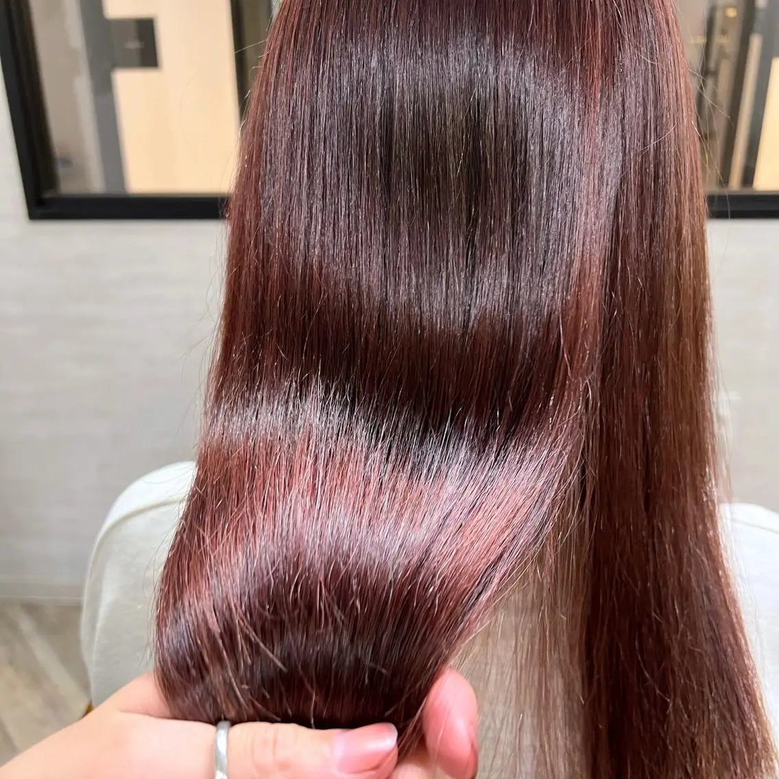 セミロング カラー カシス ピンクカラー 縮毛矯正×髪質改善 店長　DAITOのヘアスタイル
