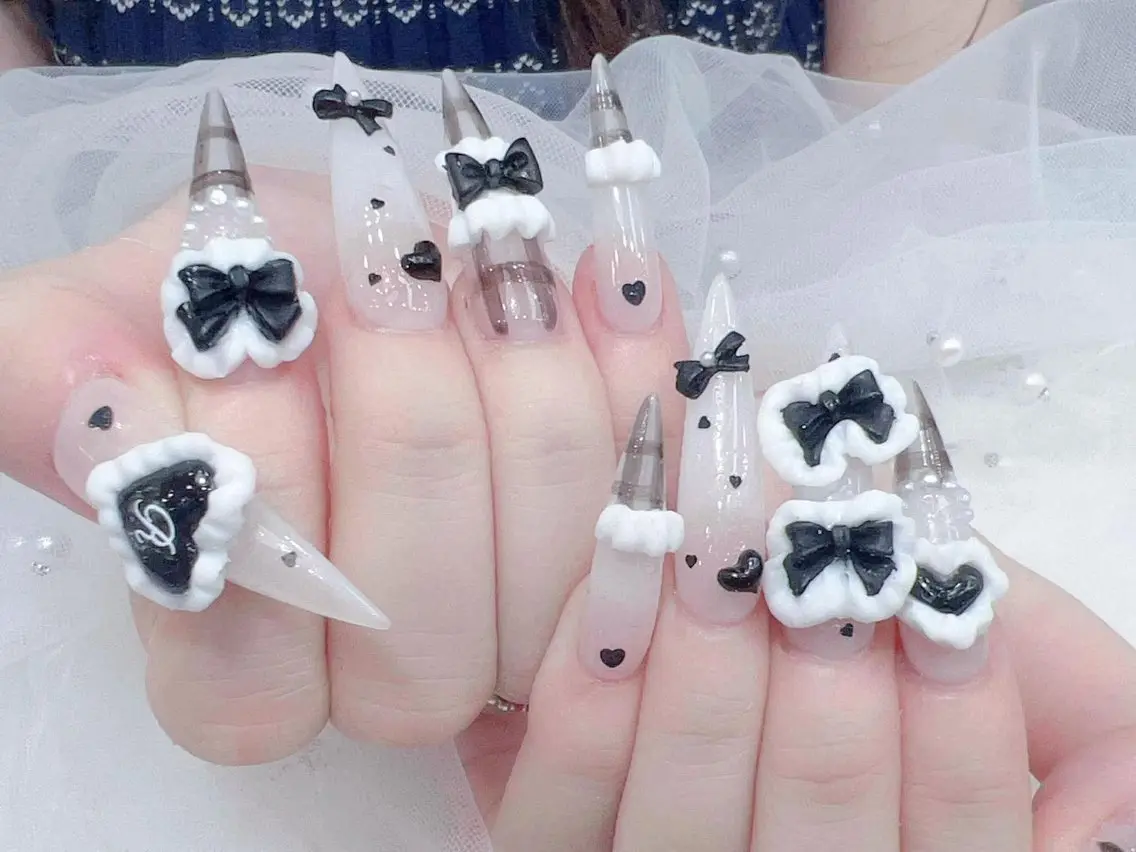 ネイル 長さ出し 韓国ネイル スカルプネイル ワンホンネイル ハンドネイル ハンドケア Akira✨ nailのネイルデザイン
