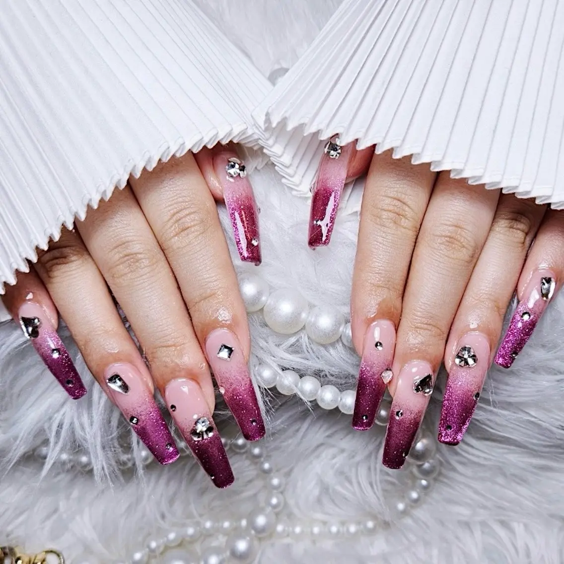 ネイル ハンドネイル 🍭Yun nail hyejin🌸のネイルデザイン