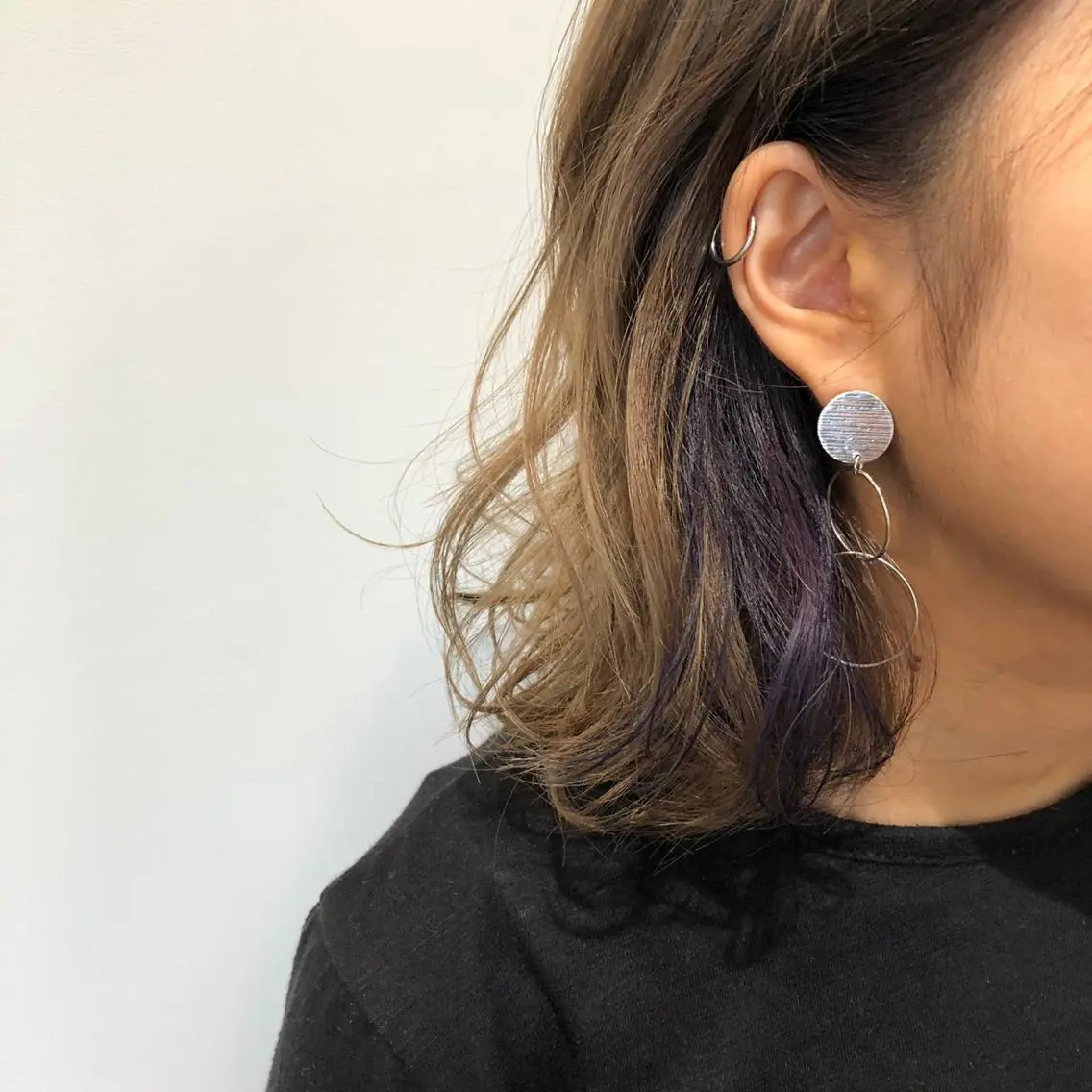 カラー イヤリングカラー 中村 彩音のヘアスタイル