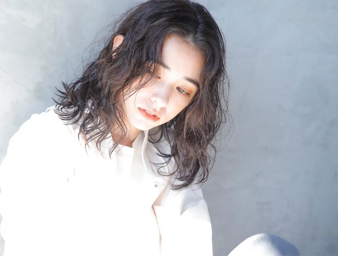 ミディアム 尾崎 優也のヘアスタイル
