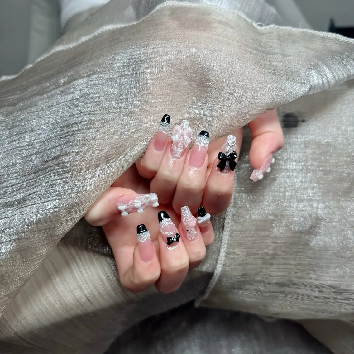 ネイル ジェルネイル 韓国ネイル マグネットネイル ネイルチップ 冬ネイル Lenie Nail Salonのネイルデザイン