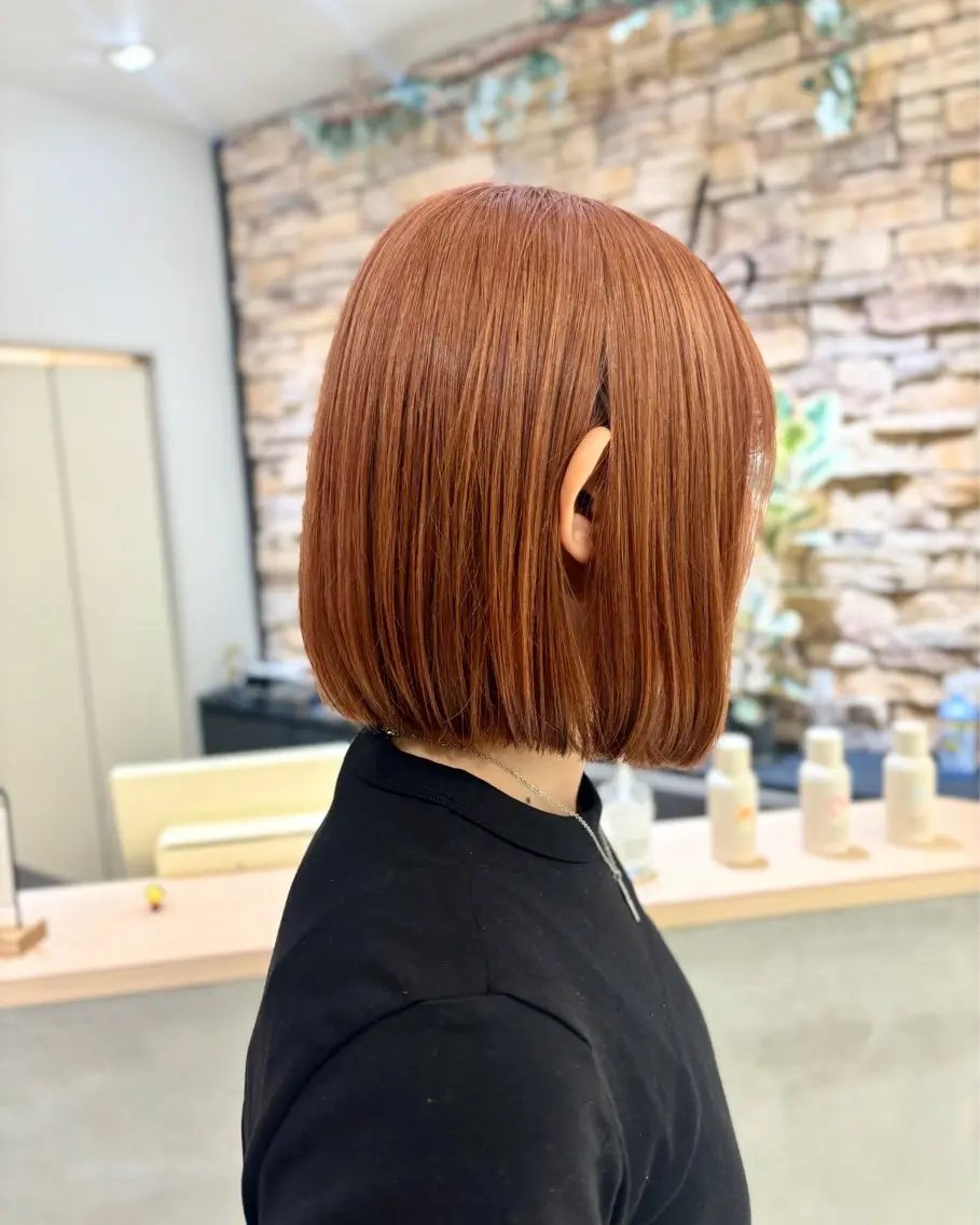 ショート SLASHスラッシュ 辻村  彩華のヘアスタイル