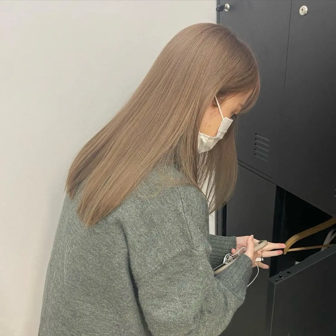 セミロング カラー ヘアカラー Hayashi Maiのヘアスタイル