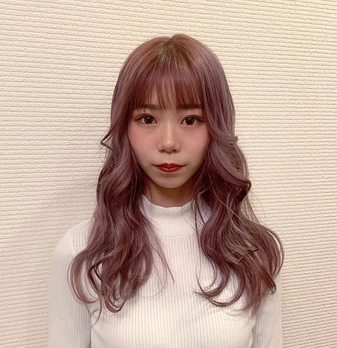 ロング カラー グレージュ ラベンダーカラー ラベンダーグレージュ ラベンダーグレー 韓国✖️網紅🖤 パーマYURIYAのヘアスタイル