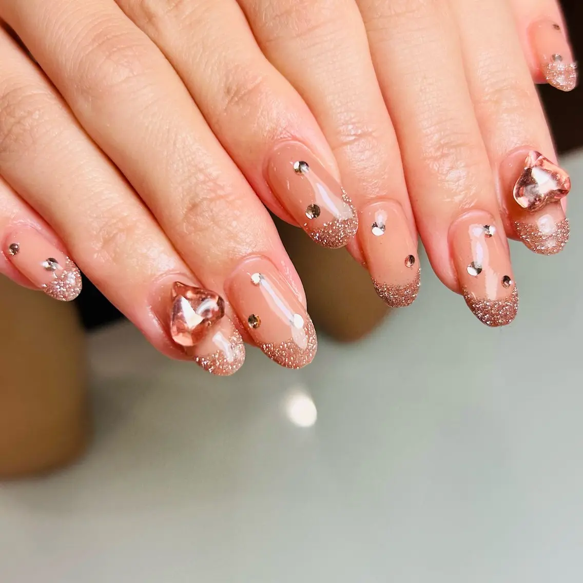 ネイル ジェルネイル パラジェル ストーンネイル ハンドネイル muum_nail 新宿2分 三丁目1分のネイルデザイン