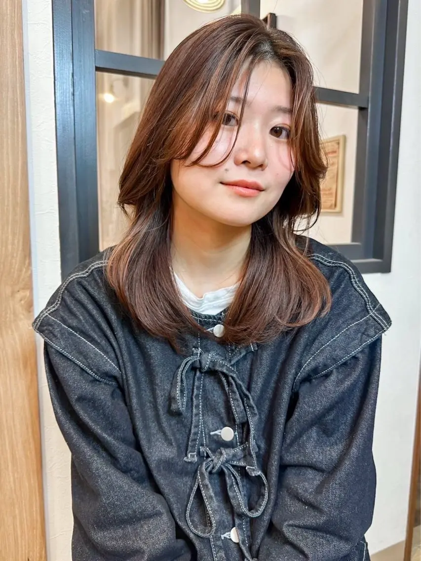 セミロング カラー ブラウンカラー 髪質改善|レイヤー| 三宅星哉のヘアスタイル