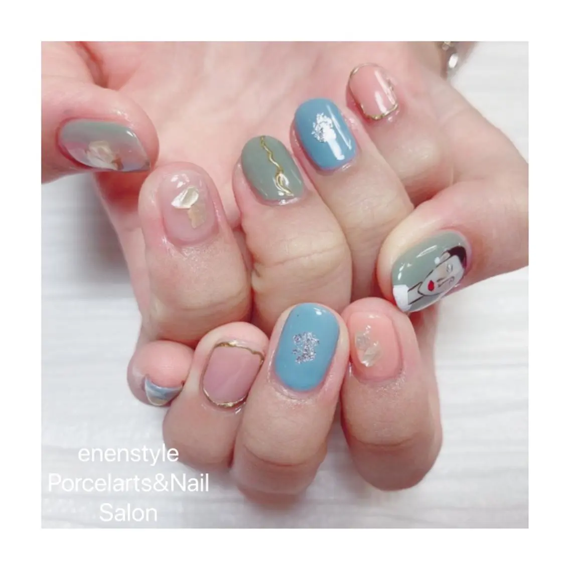 ショート ネイル ハンドネイル 🐾enen style 🐾のネイルデザイン