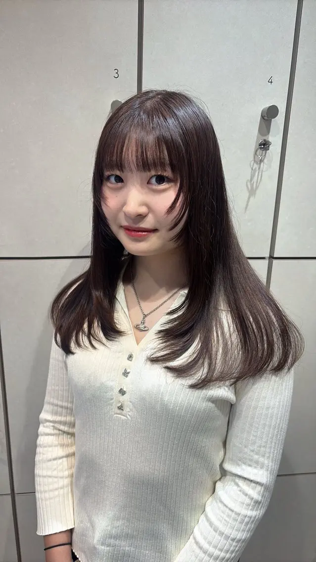 ロング 顔まわりレイヤー レイヤーカット カット レイヤー/ブリーチ/ 山本かほのヘアスタイル