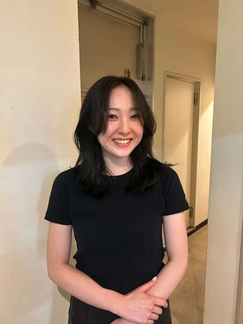 セミロング ORe'S HAIR BE　GLaDまなみのヘアスタイル