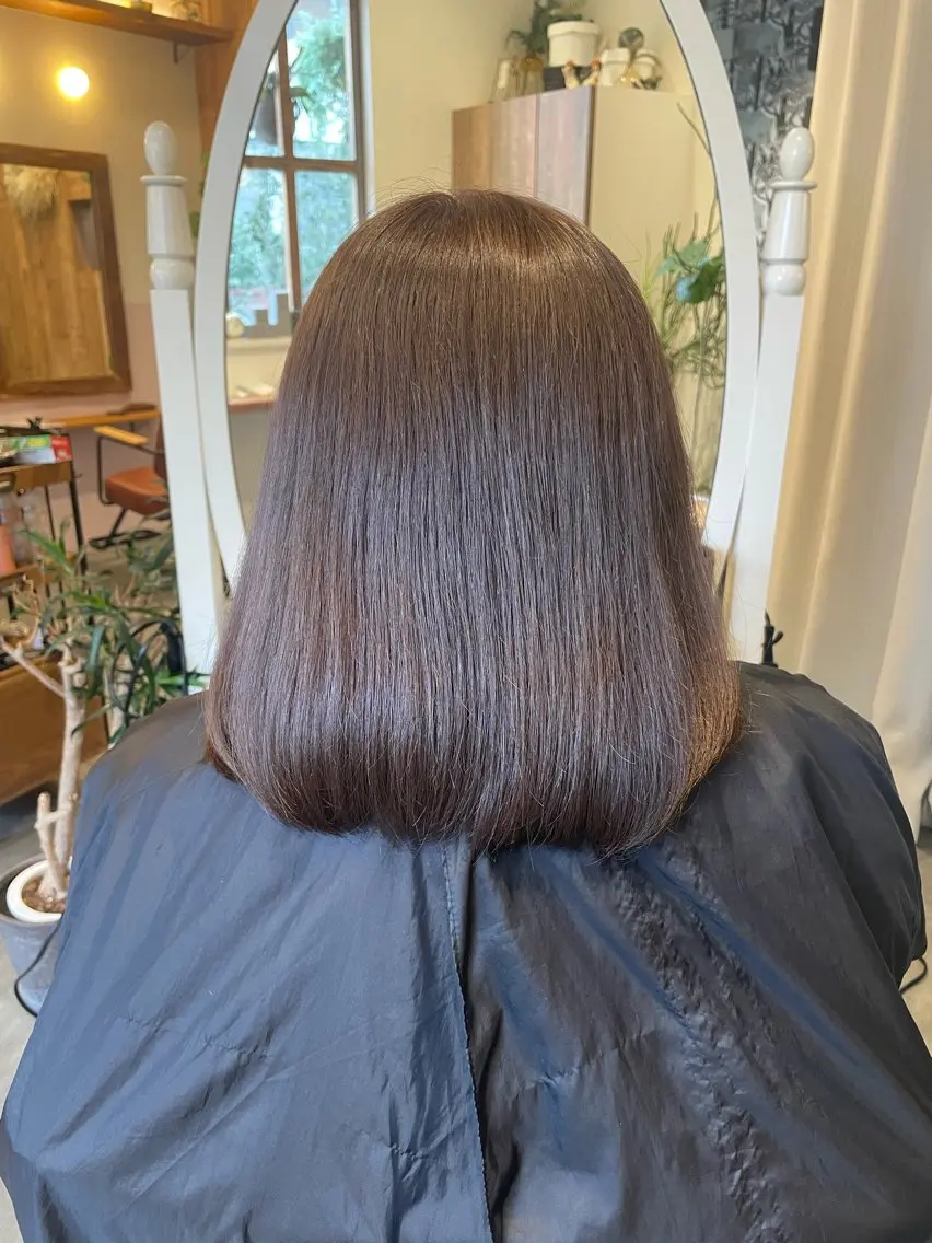 カラー ベージュカラー オリーブベージュ 中尾 真菜のヘアスタイル
