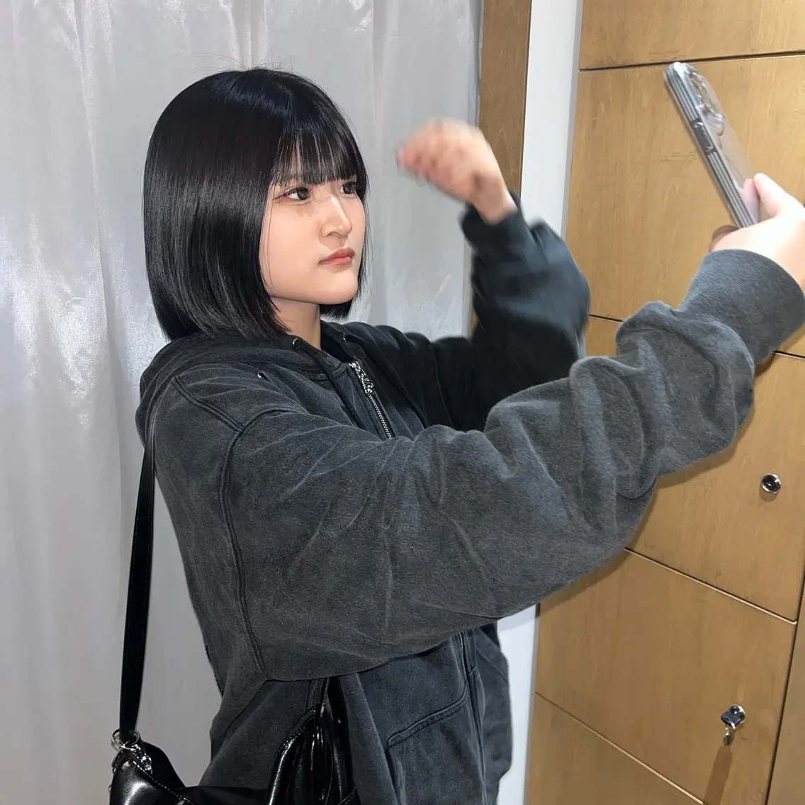 ミディアム 、 ハルナのヘアスタイル