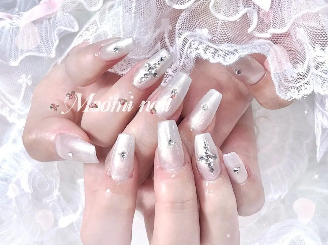 ネイル アートネイル 成人式 長さ出し フットネイル フレンチネイル moomi nail スカルプ専門のネイルデザイン