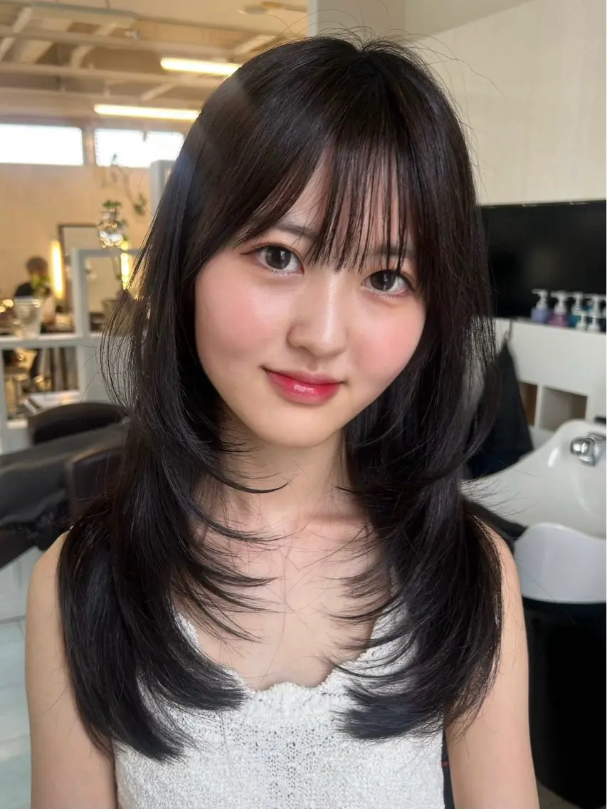 カラー 乙津 寧々のヘアスタイル
