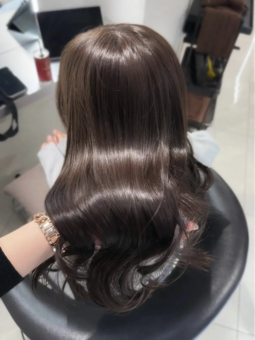 韓国風小顔カット+髪質改善Aujuaトリートメント💆🏻♀️話題の超音波アイロン付き💖の写真
