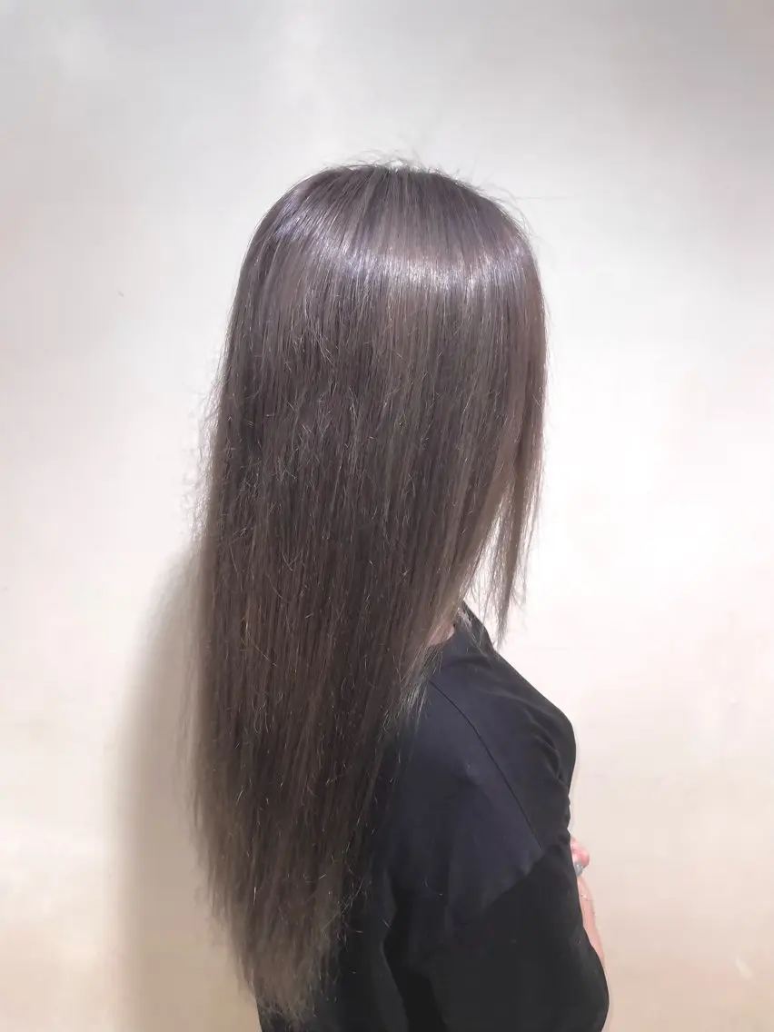 ロング カラー ダブルカラー ヘアカラー 山川 大翔のヘアスタイル